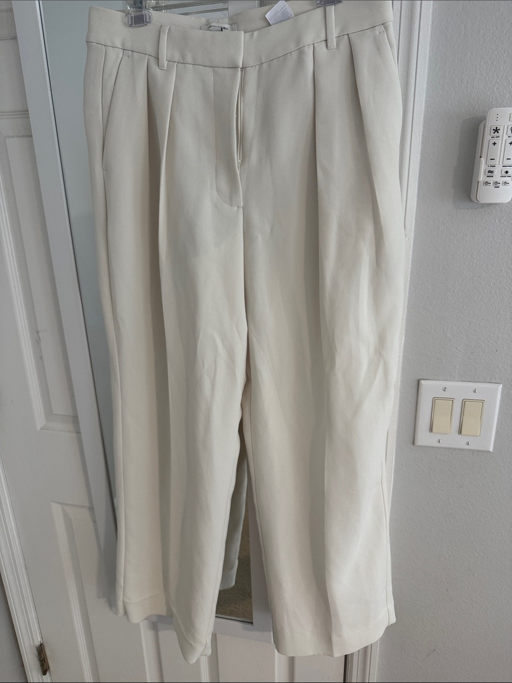 Women’s Cream Pleated Dress Pants